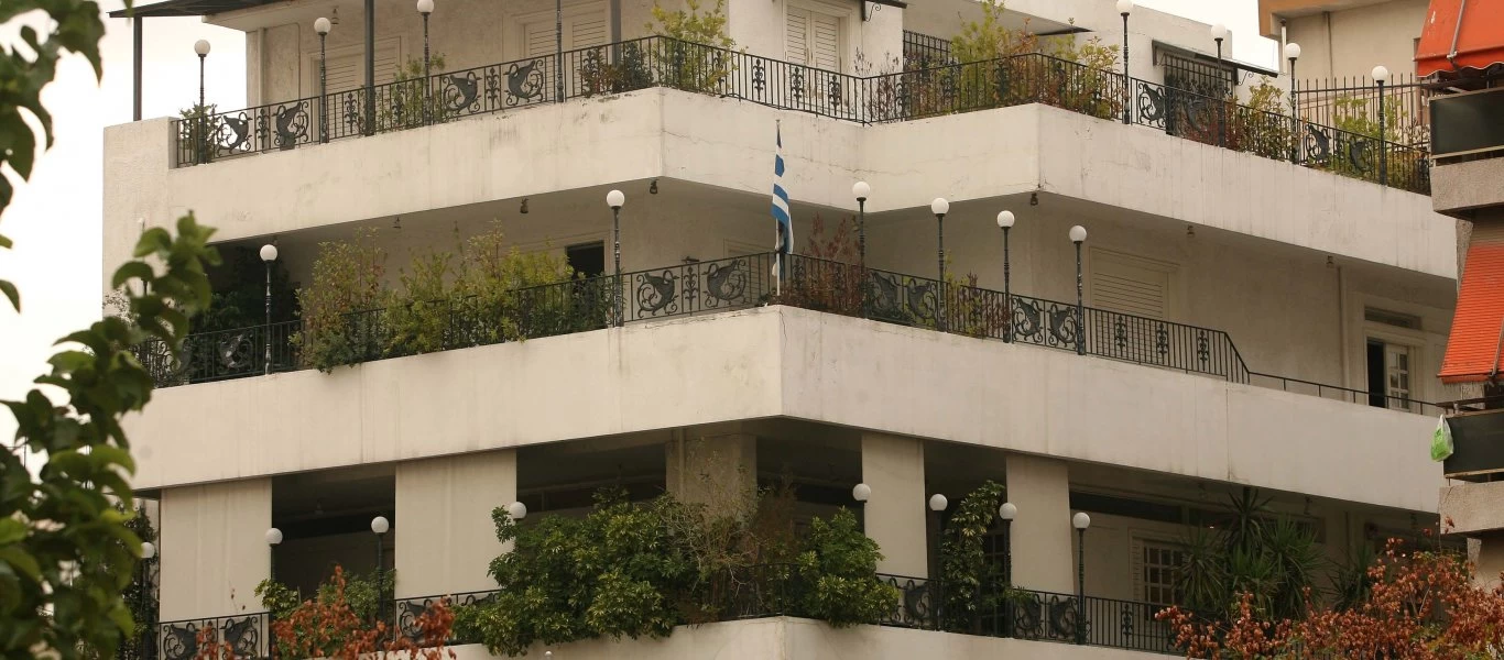 Νέα ευκαιρία για χιλιάδες ιδιοκτήτες ακινήτων - Πότε θα μπορούν να δηλώσουν & να διορθώσουν τους ημιυπαίθριους χώρους